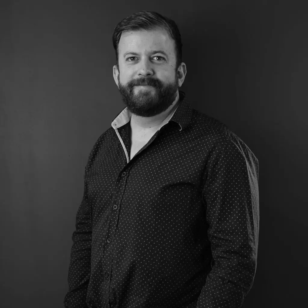 Retrato en blanco y negro de Jordi Antonijoan, CEO de Matter Barcelona