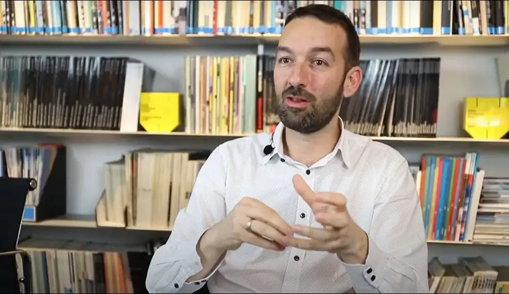 Albert Gil explains how he works during the interview