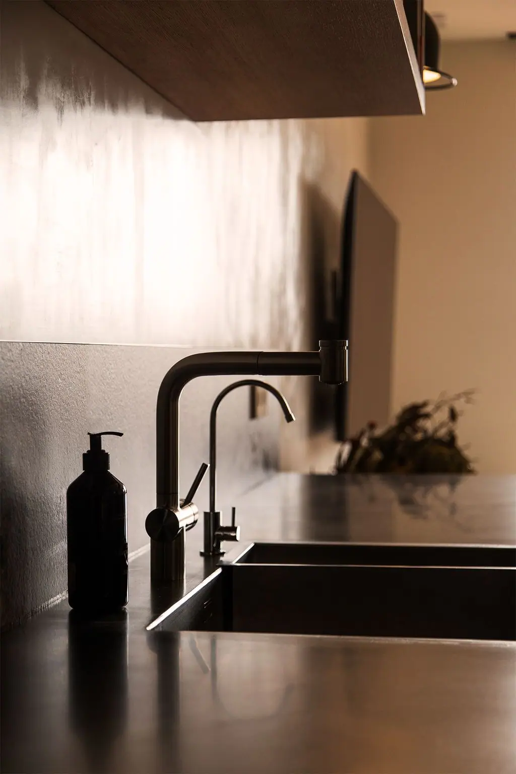 Barcelona Apartment, Cirera Studio: photo 2 of 11