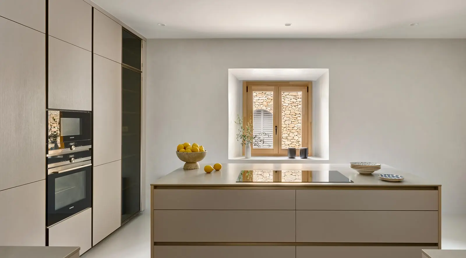 Masía Cabellut, Laura Grigaraviciute Interiors: photo 7 of 9
