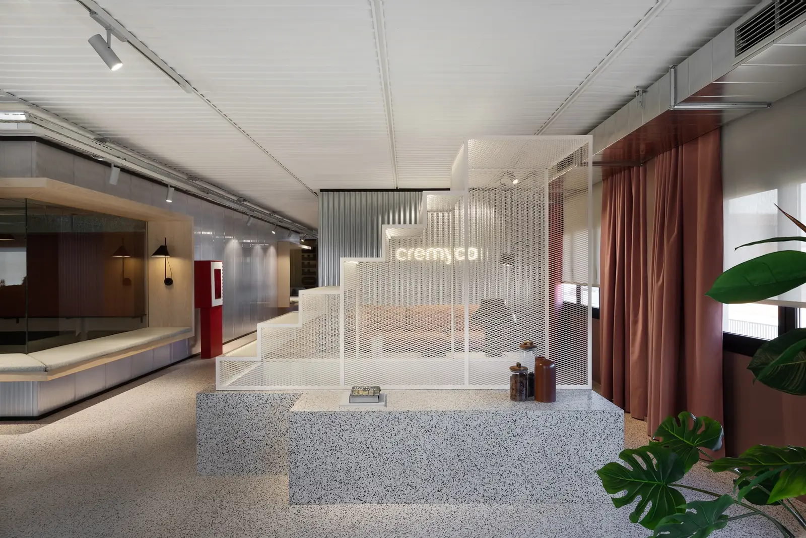 Cremyco Offices, Miriam Barrio Studio: photo 4 of 15